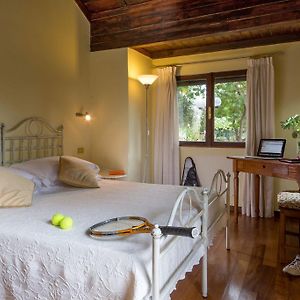 Camera con letto king size